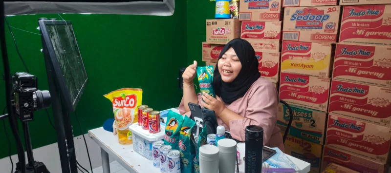TRAINING CENTER SMK PGRI ROGOJAMPI DAPAT APRESIASI SISWA MPLB, DINILAI TINGKATKAN KESIAPAN DUNIA KERJA