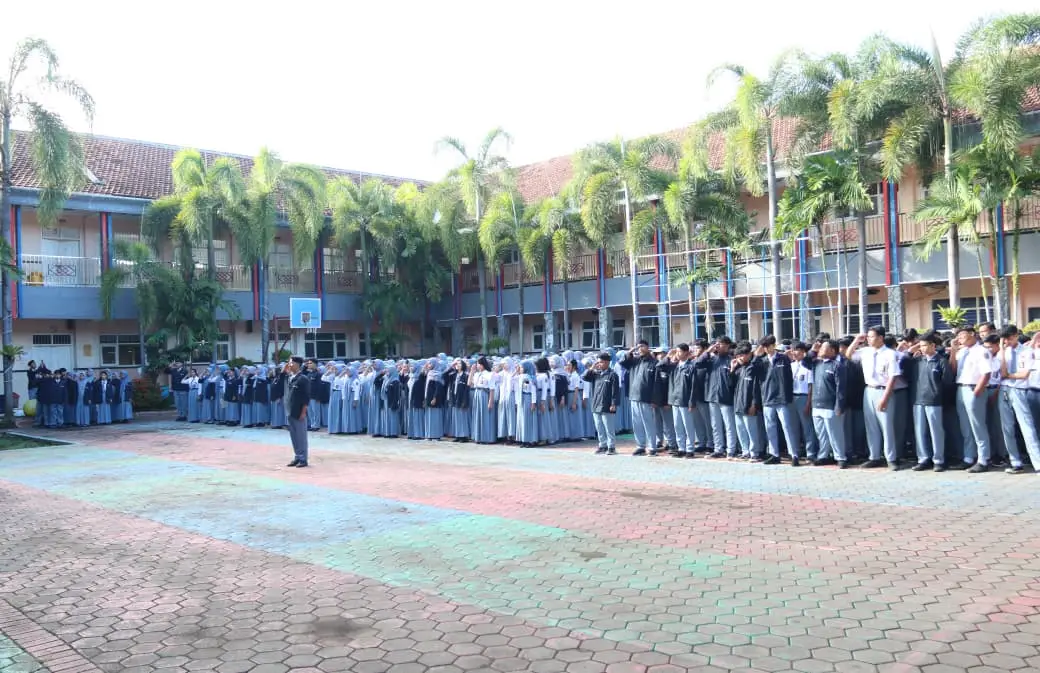 SMK PGRI Rogojampi Gelar Upacara Perdana Pasca Idul Fitri, Umumkan Agenda UKK dan Wakil LKS Provinsi 2026